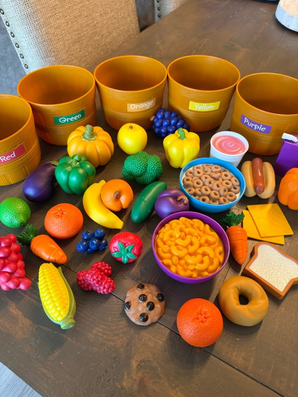 Learning Resources Play Food Farmer’s Market & Munch It